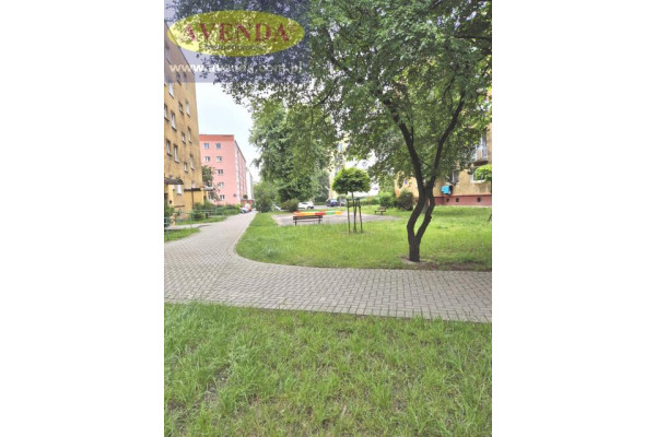 Żyrardów, os. Kościuszki, Kościuszki, Kawalerka 33 m2 po remonciecena 300.000 zł